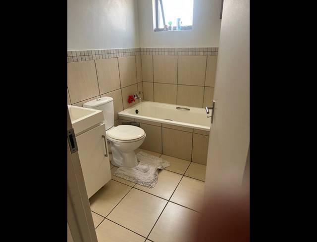 1 BEDROOM PROPERTY TO RENT IN BARBEQUE DOWNS